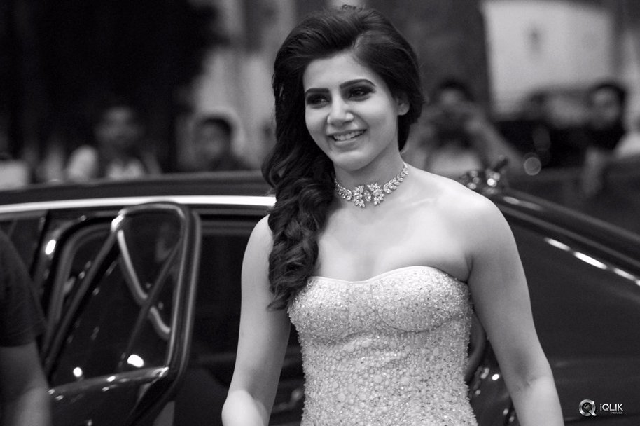 Samantha-at-SIIMA-2016